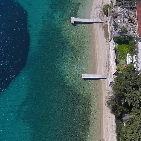 Agoritsa Beachfront With Its Own Pontoon *