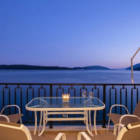 Agoritsa Beachfront With Its Own Pontoon