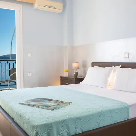 Agoritsa Beachfront With Its Own Pontoon * 니드리