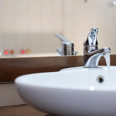 Agoritsa Beachfront With Its Own Pontoon 아파트