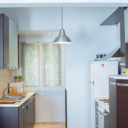 Agoritsa Beachfront With Its Own Pontoon * 니드리