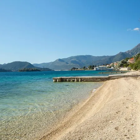 Agoritsa Beachfront With Its Own Pontoon *
