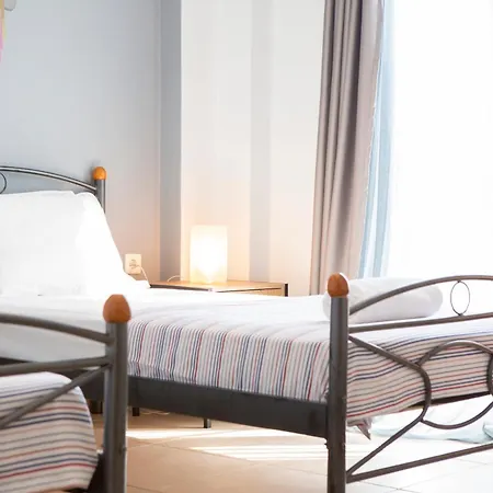 Agoritsa Beachfront With Its Own Pontoon 아파트