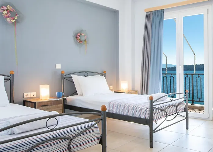 Apartment Agoritsa Beachfront With Its Own Pontoon *