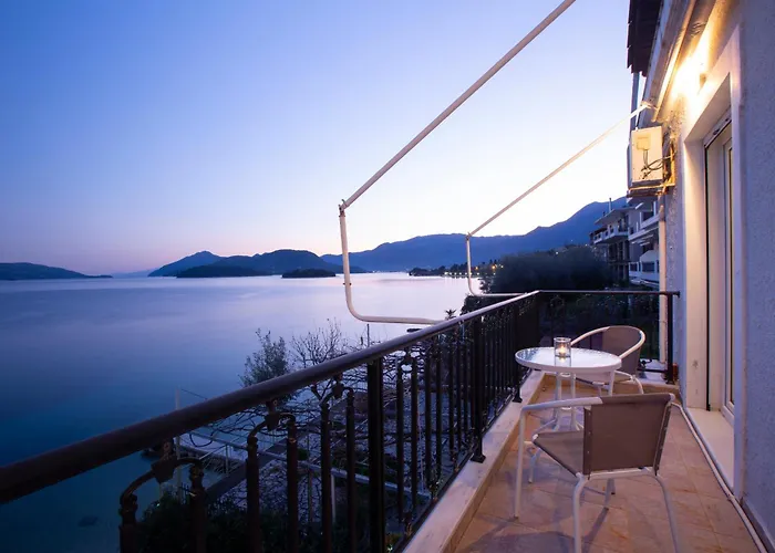 Agoritsa Beachfront With Its Own Pontoon Apartment