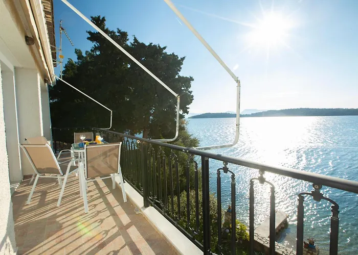 Agoritsa Beachfront With Its Own Pontoon *
